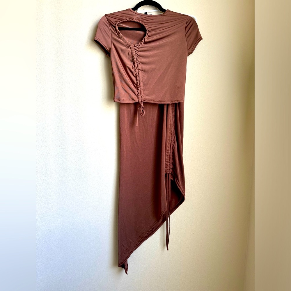 NWT - Missguided Ruched Keyhole Asymmetrical Skirt Set - Bronze - US 4 | UK 8